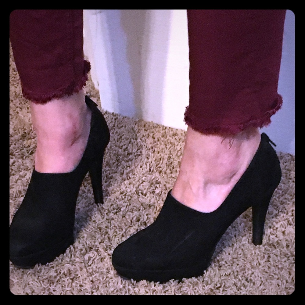 Suede ankle booties